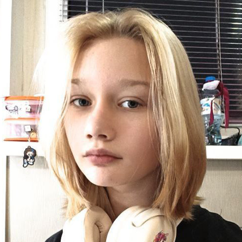 Николь, 13 лет