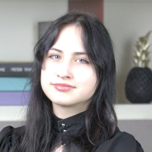 Алиса, 16 лет