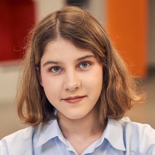 Лидия, 17 лет