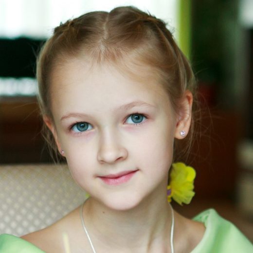 Катя, 9 лет